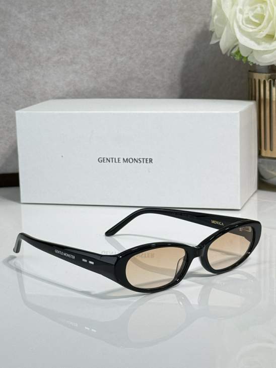 Picture of Gentle Monster Sunglasses _SKUfw77797142fw
